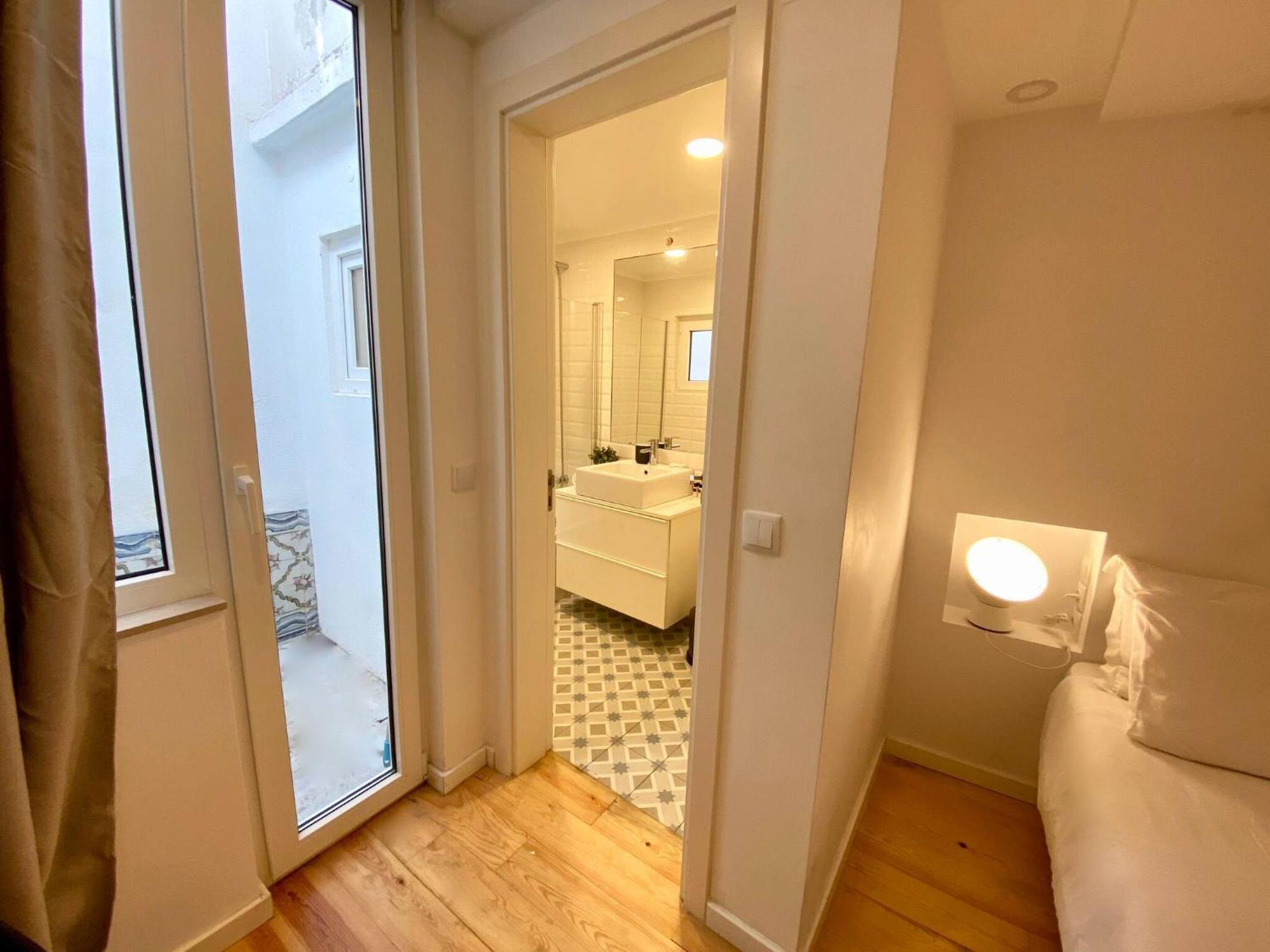 My Lx Flat Stylish Apartment In Santa Catarina Lisboa Exterior foto
